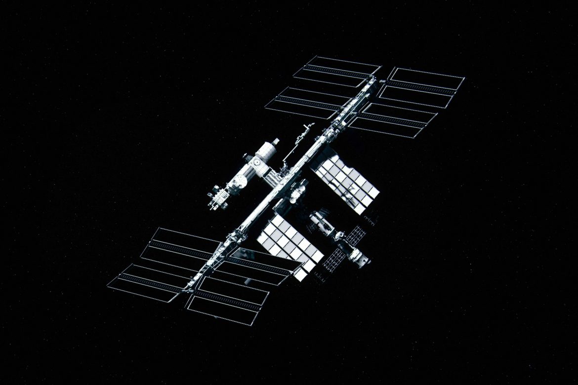 Des Européens s’envolent vers l’ISS lors d’une mission spatiale privée.